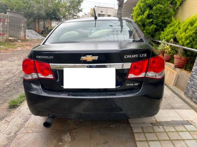 https://images10.gaadi.com/usedcar_image/3663301/original/processed_c8bdf855-c747-4573-b187-10d05b9c6ba1.jpeg?imwidth=6401