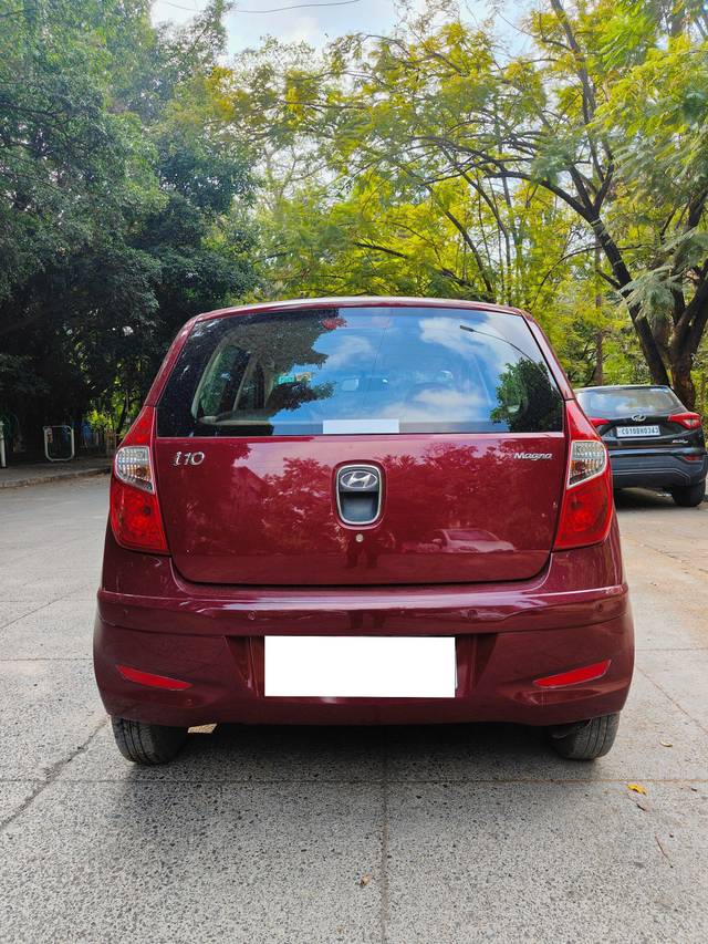 https://images10.gaadi.com/usedcar_image/3663348/original/processed_img2911134__used_car_2911134_1699506256.jpg?imwidth=6402