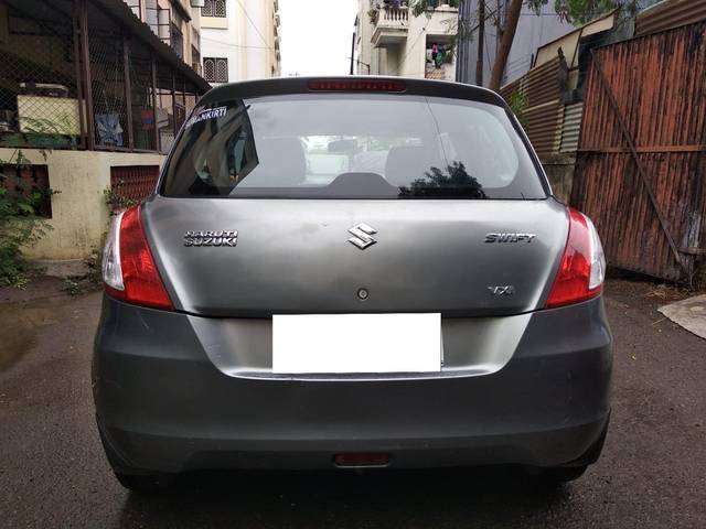 https://images10.gaadi.com/usedcar_image/3663353/original/processed_img2911138__used_car_2911138_1699506364.jpg?imwidth=6402