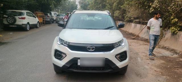 https://images10.gaadi.com/usedcar_image/3663503/original/02__VCC_1812831_94_1698905311.jpg?imwidth=6400