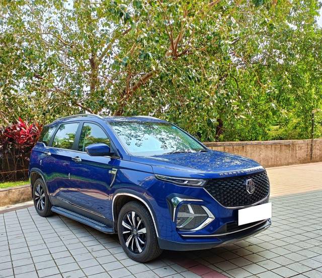 https://images10.gaadi.com/usedcar_image/3663529/original/processed_img2911233__used_car_2911233_1699512472.jpg?imwidth=6400