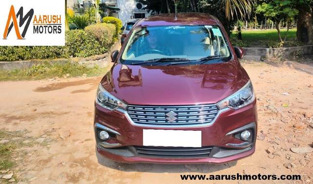 https://images10.gaadi.com/usedcar_image/3663706/original/processed_img2911369__usedcar_whatsappimage2023_12_02at124213pm_2911369_1701511531.jpg?imwidth=6400