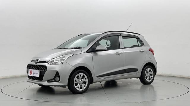 https://images10.gaadi.com/usedcar_image/3663785/original/iZhJW9rhSh6SwIUitatNog__file.JPG?imwidth=6400