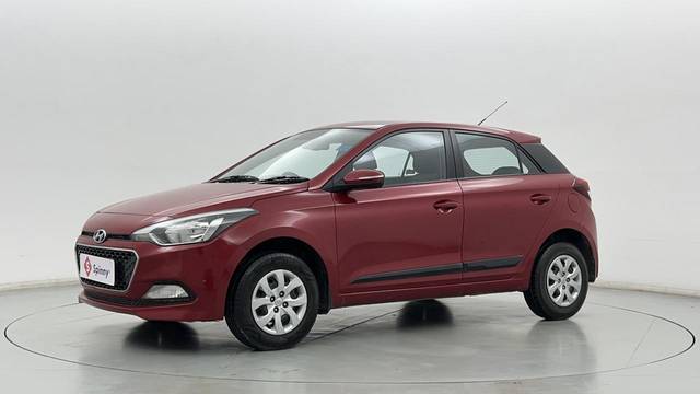 https://images10.gaadi.com/usedcar_image/3663835/original/tJfaQakzRK69Wza4NZ4vSg__file.JPG?imwidth=6400