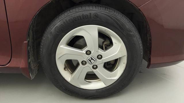 https://images10.gaadi.com/usedcar_image/3663859/original/dnYtWXUBTTeKSGZvPtCIpw__file.JPG?imwidth=6400