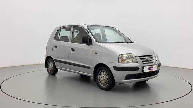 https://images10.gaadi.com/usedcar_image/3664070/original/fbae4bd1-8598-4be0-9cd6-79c15255b1c7__42.jpg?imwidth=6400