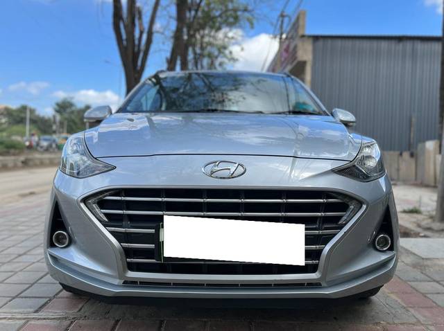 https://images10.gaadi.com/usedcar_image/3664075/original/processed_img2911674__used_car_2911674_1699517299.jpg?imwidth=6401