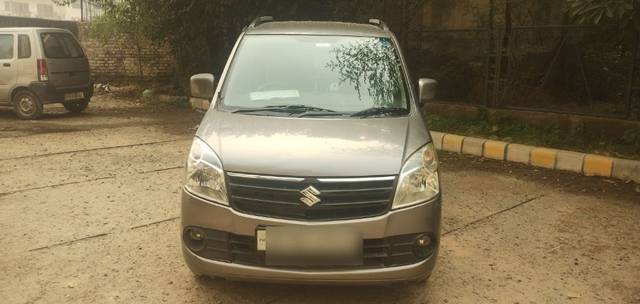https://images10.gaadi.com/usedcar_image/3664118/original/02__VCC_1812910_94_1698912655.jpg?imwidth=6400