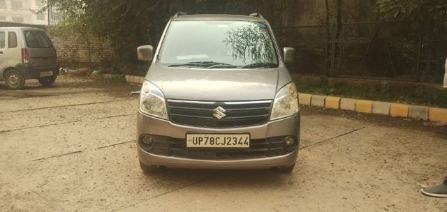 https://images10.gaadi.com/usedcar_image/3664118/original/02__VCC_IMG_1698910132561_1812910_94_1698910521.jpg?imwidth=6401