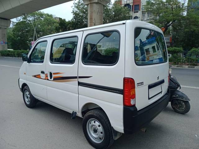 https://images10.gaadi.com/usedcar_image/3664160/original/processed_img2911724__used_car_2911724_1699520005.jpg?imwidth=6402
