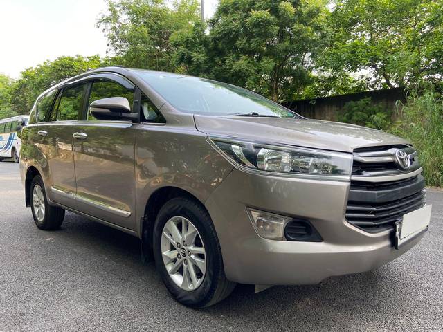 https://images10.gaadi.com/usedcar_image/3664182/original/processed_img2911733__used_car_2911733_1699520757.jpg?imwidth=6400