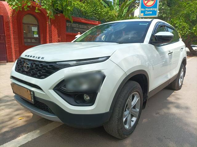 https://images10.gaadi.com/usedcar_image/3664224/original/processed_img2911754__used_car_2911754_1699522166.jpg?imwidth=6402