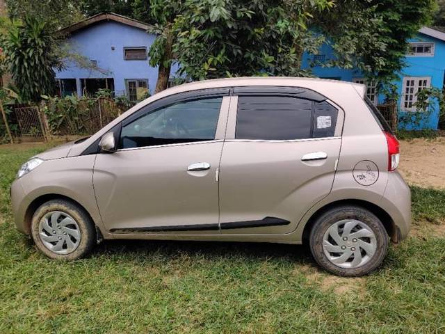 https://images10.gaadi.com/usedcar_image/3664248/original/processed_173ad7e9-3ea5-488b-9367-5e41d020d649.jpg?imwidth=6401