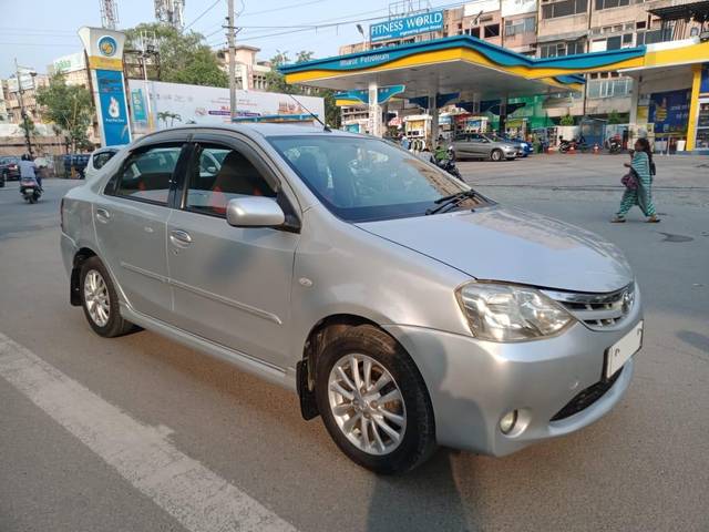 https://images10.gaadi.com/usedcar_image/3664269/original/processed_img2911782__used_car_2911782_1699523076.jpg?imwidth=6400