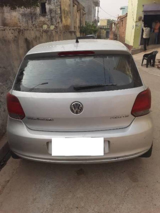 https://images10.gaadi.com/usedcar_image/3664273/original/processed_a142b1b0-07e0-44c9-a7fe-0c415dbf87a2.jpg?imwidth=6401