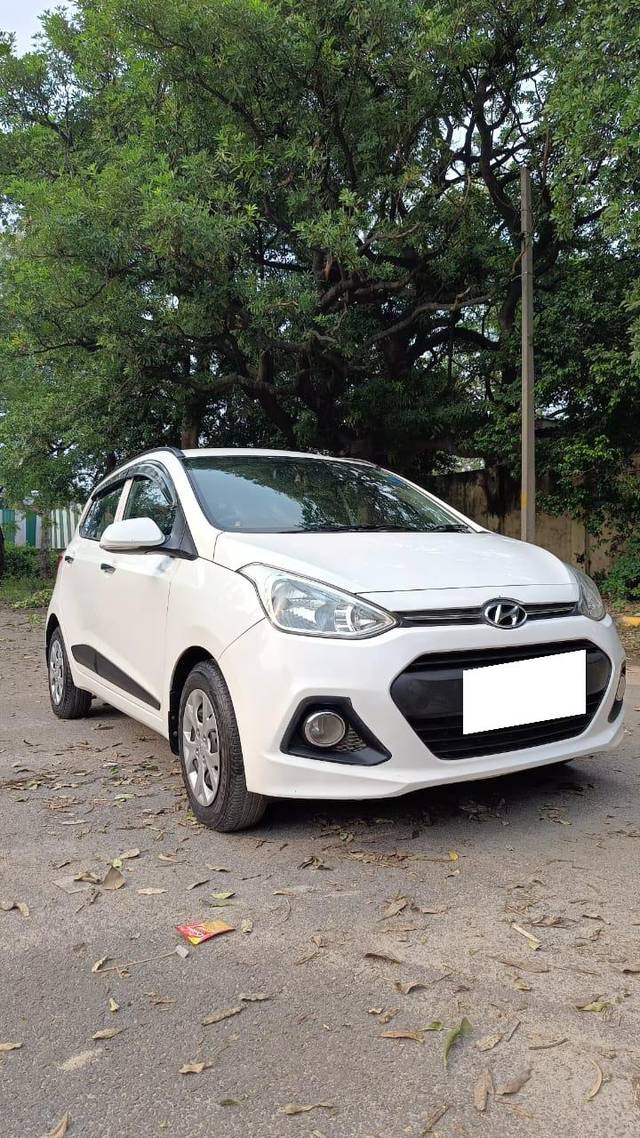 https://images10.gaadi.com/usedcar_image/3664292/original/processed_img2911795__used_car_2911795_1699523593.jpg?imwidth=6400