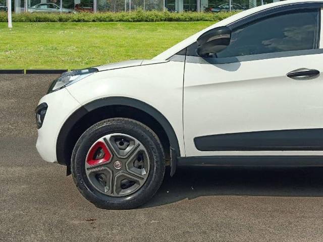 https://images10.gaadi.com/usedcar_image/3664372/original/img2911842__usedcar_whatsappimage2023_11_09at35651pm_1__78131699525945_1699525972.jpeg?imwidth=6402