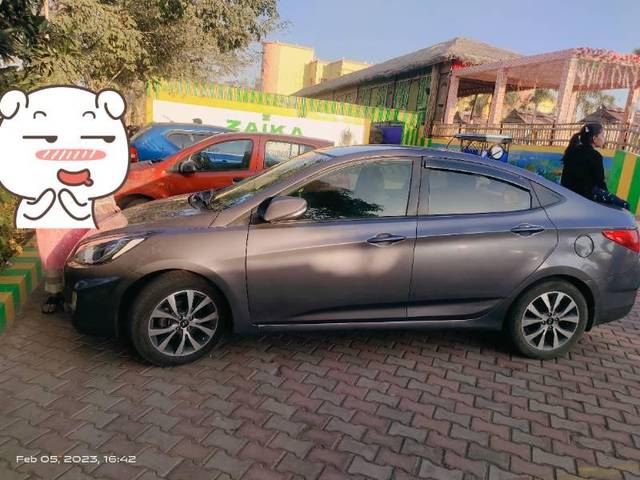 https://images10.gaadi.com/usedcar_image/3664394/original/processed_59e3d754-fcf9-4445-87cf-345699a98d32.jpg?imwidth=6400