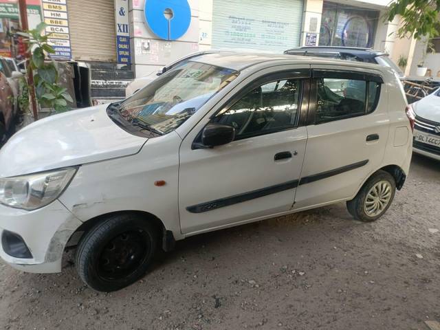 https://images10.gaadi.com/usedcar_image/3664433/original/processed_img2911881__used_car_2911881_1699528195.jpg?imwidth=6401