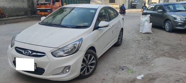 https://images10.gaadi.com/usedcar_image/3664454/original/processed_781cae63-9426-49b3-a7cd-1dd399ae70ed.jpg?imwidth=6400