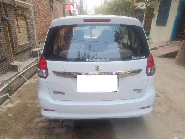 https://images10.gaadi.com/usedcar_image/3664473/original/processed_048a0797-f342-41dd-a930-e2263dcd3613.jpg?imwidth=6401