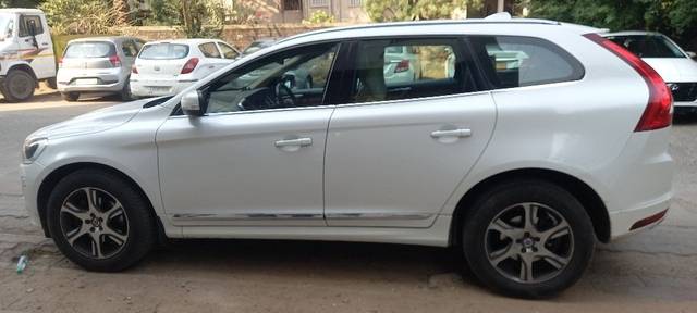 https://images10.gaadi.com/usedcar_image/3664480/original/02__VCC_IMG_1698916519342_1812974_95_1698916979.jpg?imwidth=6401