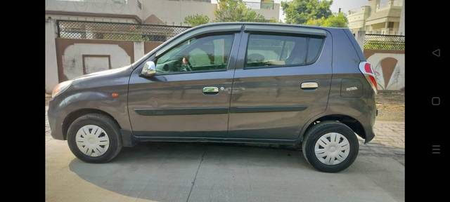 https://images10.gaadi.com/usedcar_image/3664534/original/processed_5b7f5be2-f1ab-42f4-8d51-de0af006a36e.jpg?imwidth=6402