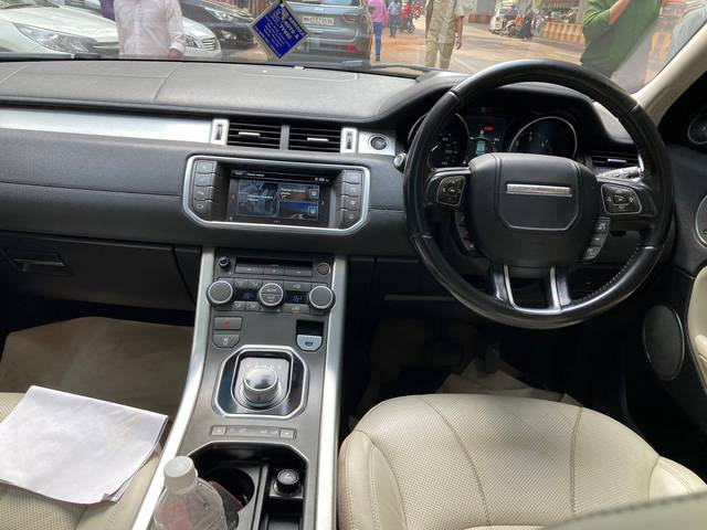 https://images10.gaadi.com/usedcar_image/3664615/original/img2911987__usedcar_2016evoque_2__2911987_1699533177.JPG?imwidth=6402