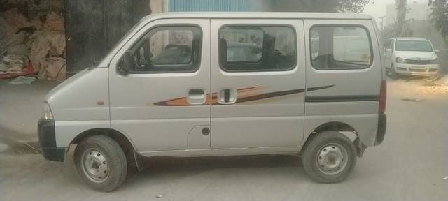 https://images10.gaadi.com/usedcar_image/3664731/original/02__VCC_IMG_1698927273057_1813106_95_1698927298.jpg?imwidth=6402