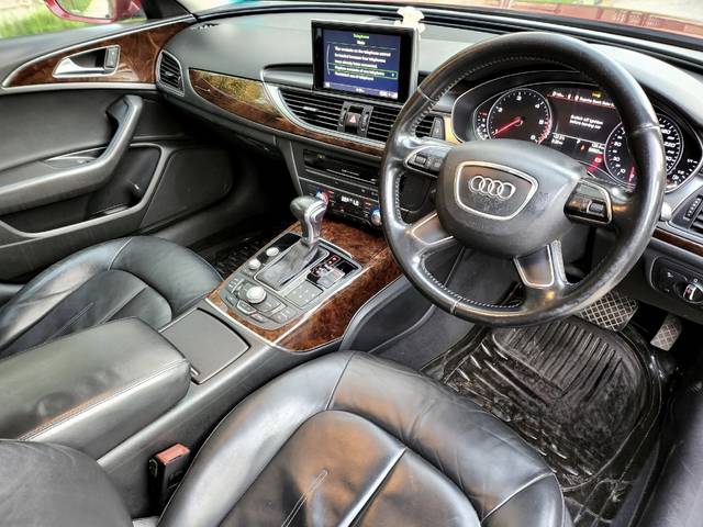 https://images10.gaadi.com/usedcar_image/3664811/original/img2912075__used_car_2912075_1700984435.jpg?imwidth=6402