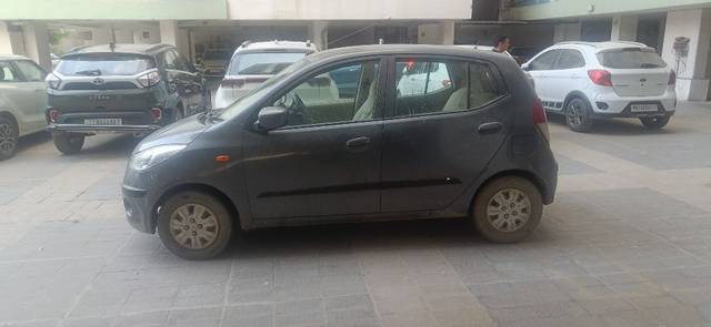 https://images10.gaadi.com/usedcar_image/3664869/original/02__VCC_IMG_1698918118414_1812999_95_1698918363.jpg?imwidth=6401