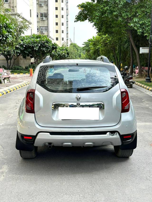 https://images10.gaadi.com/usedcar_image/3664876/original/processed_img2912120__used_car_2912120_1699540512.jpg?imwidth=6402