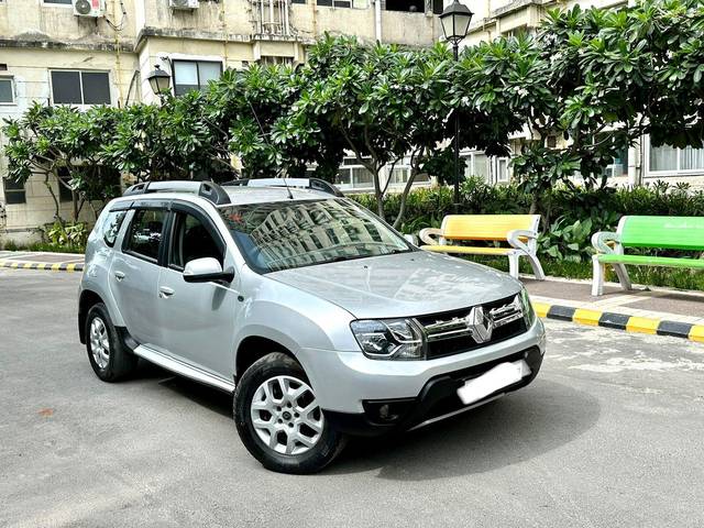https://images10.gaadi.com/usedcar_image/3664876/original/processed_img2912120__used_car_2912120_1699540536.jpg?imwidth=6400