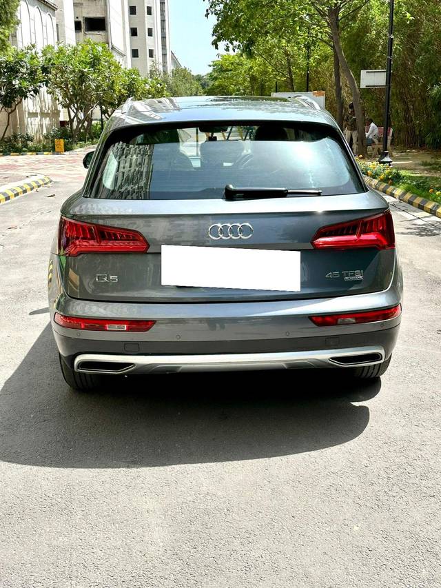 https://images10.gaadi.com/usedcar_image/3664919/original/processed_img2912128__used_car_2912128_1699542575.jpg?imwidth=6401