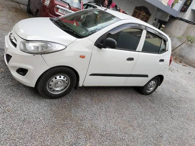 https://images10.gaadi.com/usedcar_image/3664998/original/processed_3fa28188-7bde-42f0-a7ec-ffc0990585d4.jpg?imwidth=6400