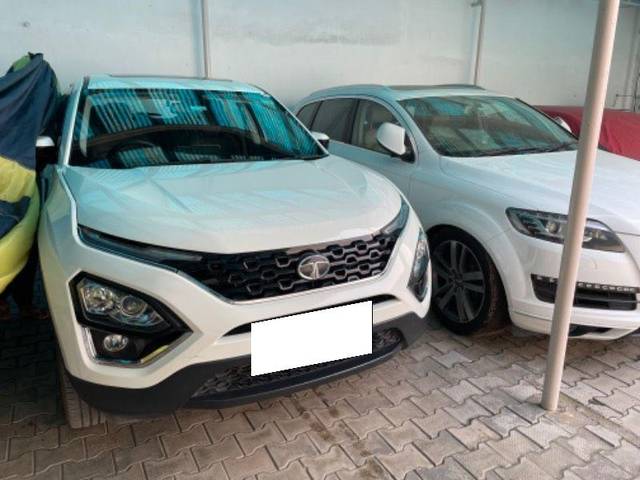 https://images10.gaadi.com/usedcar_image/3665103/original/processed_f205015a-6e16-46da-95dd-b2f03f68e68a.jpeg?imwidth=6400