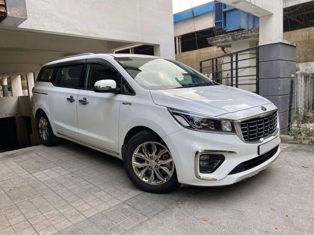 https://images10.gaadi.com/usedcar_image/3665189/original/processed_img2912166__used_car_2912166_1699559180.jpg?imwidth=6400