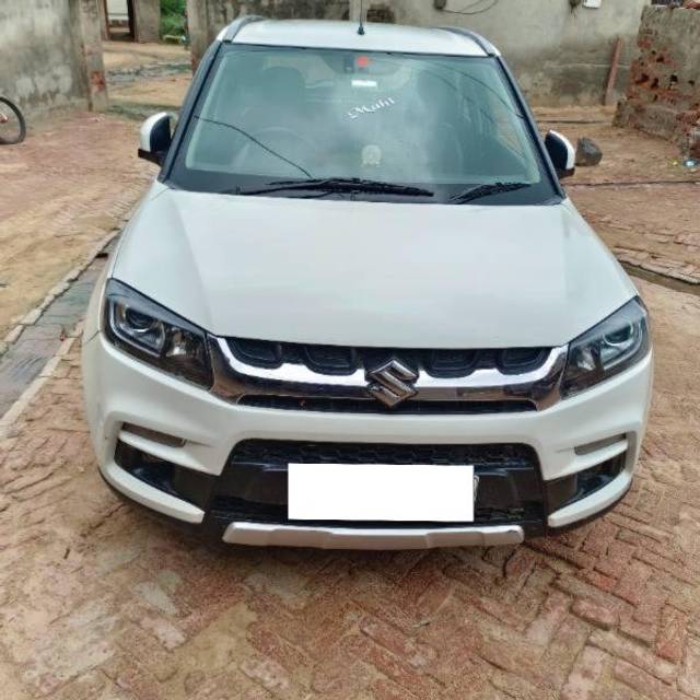 https://images10.gaadi.com/usedcar_image/3665305/original/processed_e2b29903-7a23-4fdc-b2a2-695d33a79a32.jpg?imwidth=6400
