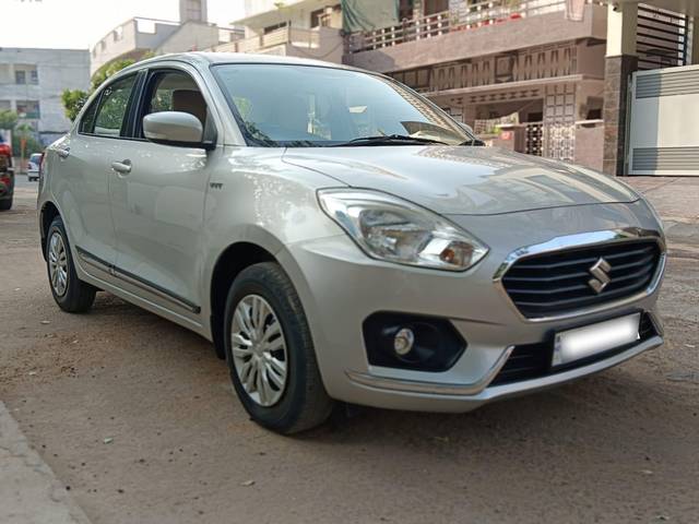 https://images10.gaadi.com/usedcar_image/3665328/original/processed_img2912206__used_car_2912206_1699586970.jpg?imwidth=6400
