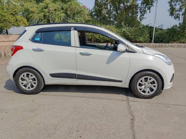 https://images10.gaadi.com/usedcar_image/3665332/original/img2912207__used_car_2912207_1699595985.jpg?imwidth=6401