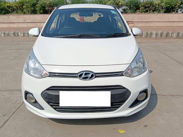 https://images10.gaadi.com/usedcar_image/3665332/original/processed_img2912207__used_car_2912207_1699595978.jpg?imwidth=6400