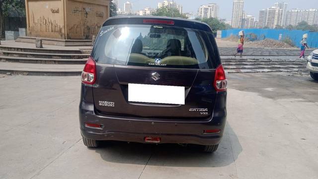 https://images10.gaadi.com/usedcar_image/3665467/original/processed_img2912233__used_car_2912233_1699596003.jpg?imwidth=6401