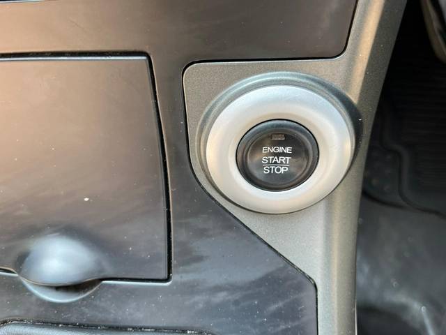 https://images10.gaadi.com/usedcar_image/3665544/original/img2912269__used_car_2912269_1699598652.jpg?imwidth=6402