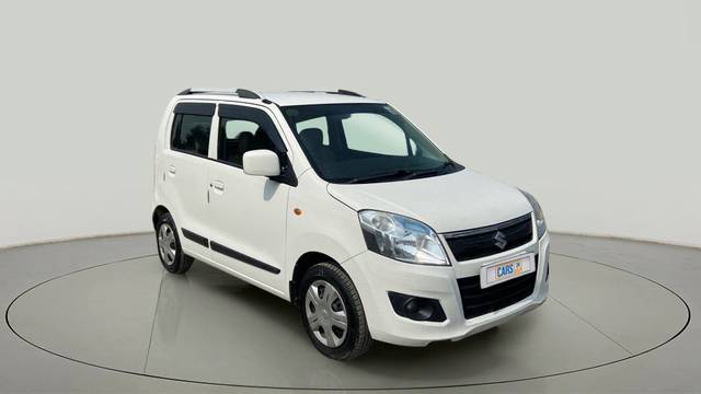 https://images10.gaadi.com/usedcar_image/3665545/original/slot__1-7-Exterior-13541756745-c5e3b17cd9454352b2d54d967c77da9b-Exterior-7.jpg?imwidth=6400