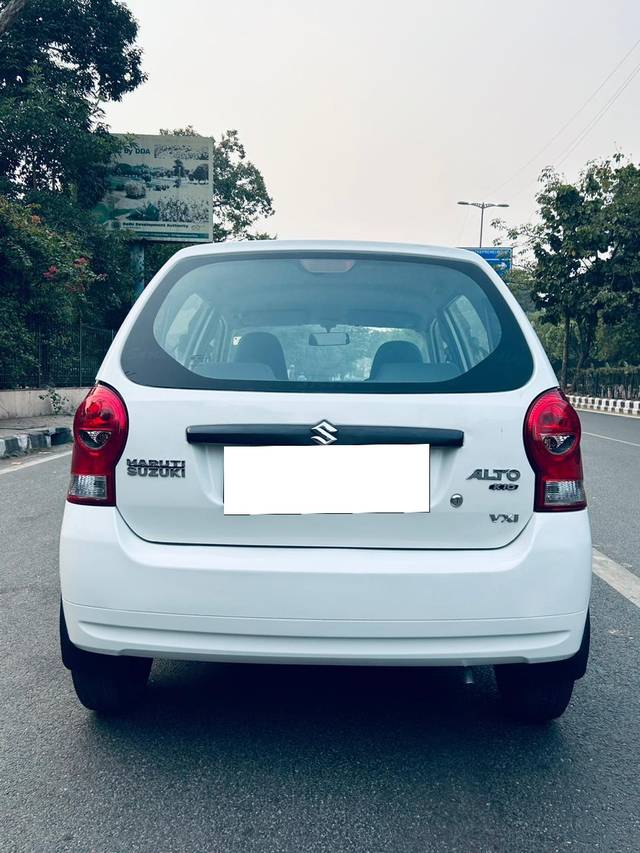 https://images10.gaadi.com/usedcar_image/3665585/original/processed_img2912291__used_car_2912291_1700305337.jpg?imwidth=6402