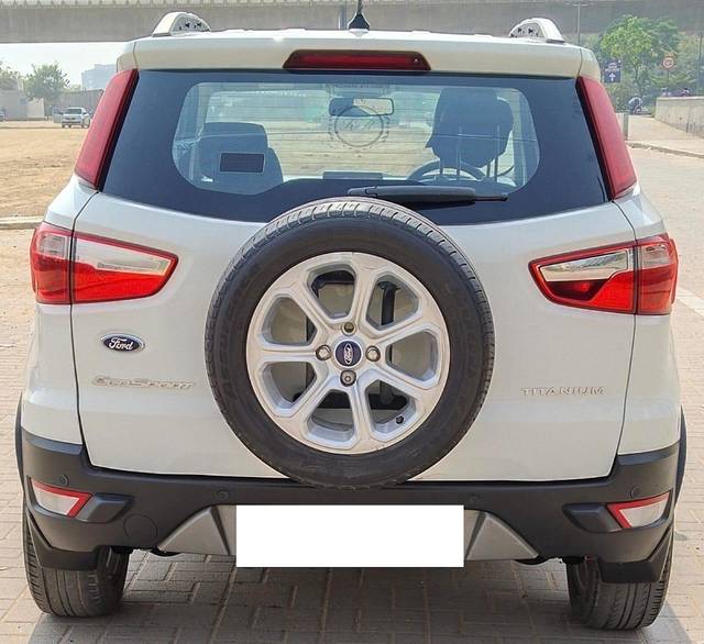 https://images10.gaadi.com/usedcar_image/3665609/original/processed_img2912298__usedcar_17_11461699600003_1699600026.jpg?imwidth=6402