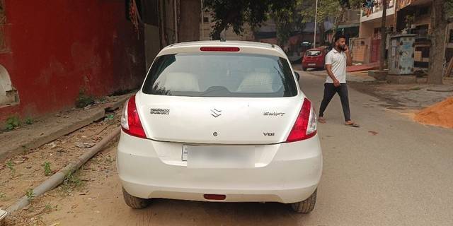 https://images10.gaadi.com/usedcar_image/3665627/original/03__VCC_1813225_96_1698992756.jpg?imwidth=6402