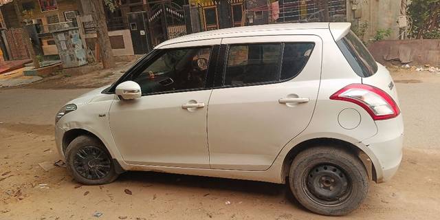 https://images10.gaadi.com/usedcar_image/3665627/original/03__VCC_IMG_1698989321914_1813225_95_1698989528.jpg?imwidth=6401