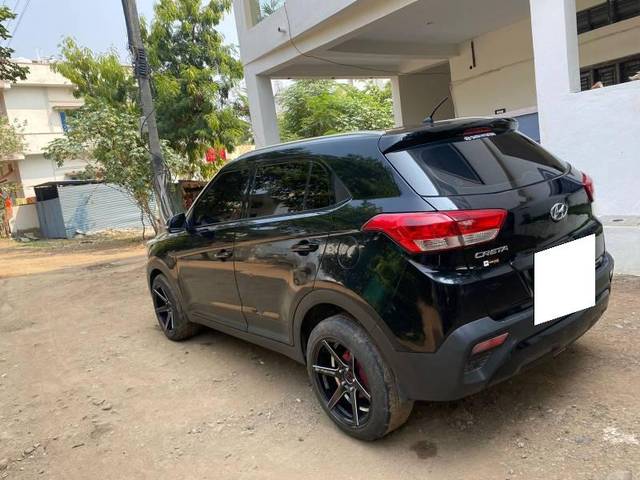 https://images10.gaadi.com/usedcar_image/3665690/original/processed_3110e84e-10be-4ba4-9ed3-2da9e8c99bce.jpg?imwidth=6401