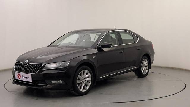 https://images10.gaadi.com/usedcar_image/3665711/original/lBVFcPEkT3KIALWrwzsqpg__file.JPG?imwidth=6400